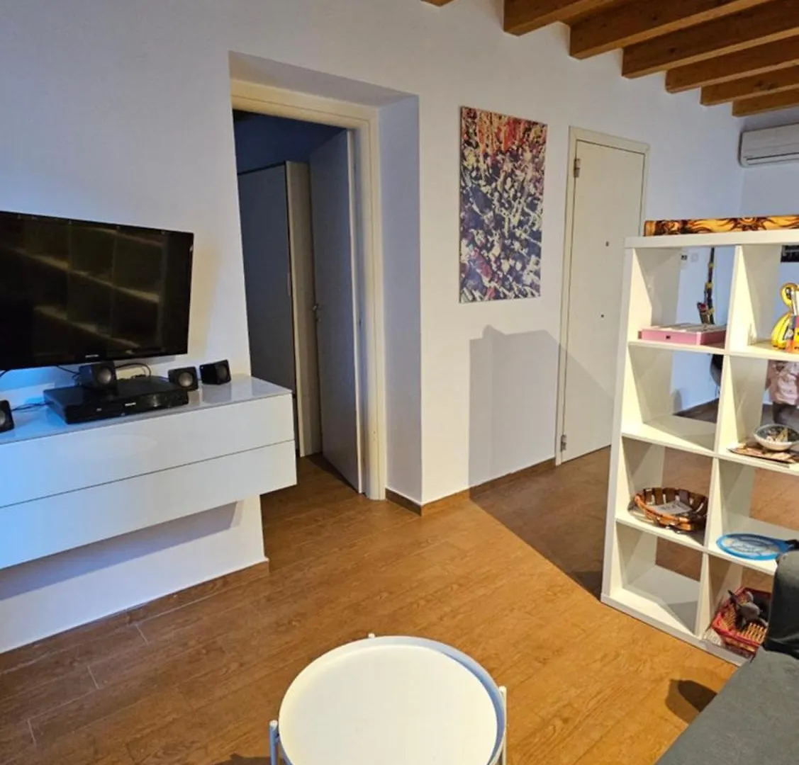 Lumilo House Apartman Palermo 0*,  Olaszország